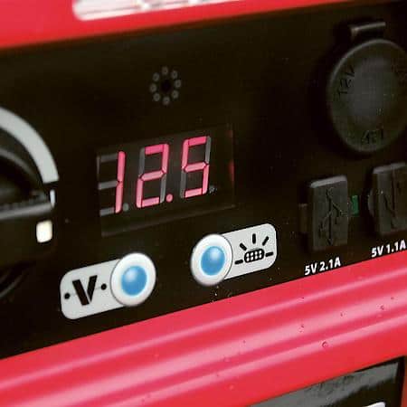 Jump-N-Carry 425 Ca 1700A Peak Premium Jump Starter