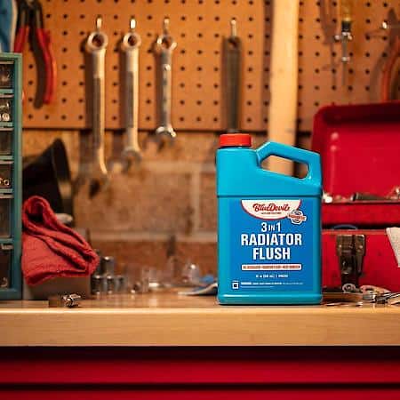 3-In-1 Radiator Flush With Oil Degreaser, removes buildup, rust and grease, 32 ounces