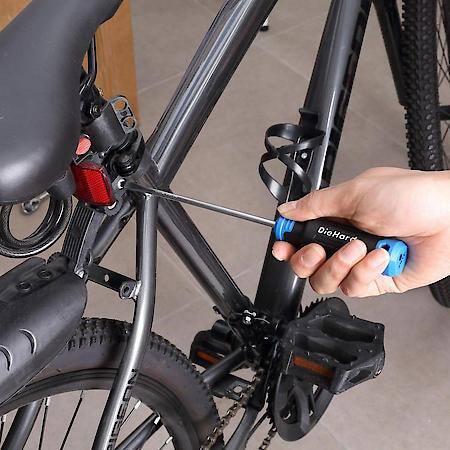 3/16 in. x 6 in. Flat Head Screwdriver: Magnetic Tip for Precise Control