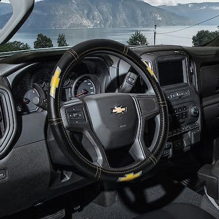 Chevrolet Deluxe Steering Wheel Cover: Premium Leather-Like Design, Fits 14.5┐15 in.