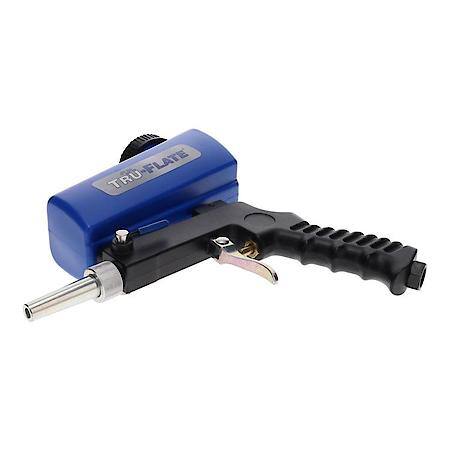 Gravity Fed Sand Blaster with High Flow Plug
