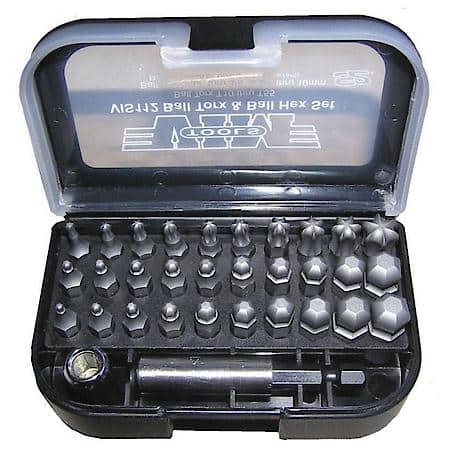 32 Pc Master Ball Set