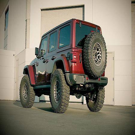 SS, 3"-2.75"Dia Pipe, Dual Exhaust With Quad Exit, Single Split Rear Exit