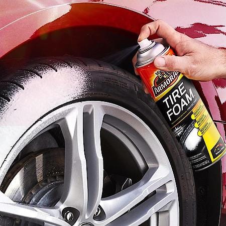 9 Piece Ultimate Car Care Bucket : Car Wash, Cleaning Wipes, Glass Wipes, and More