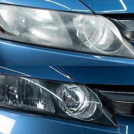 Headlight Lens Restorer - Removes oxidation and seals headlights
