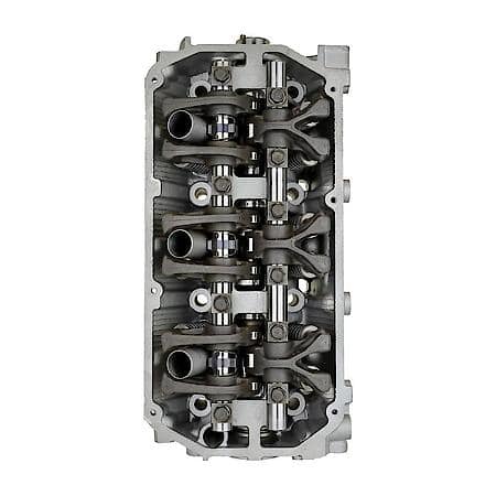 Engine Cylinder Head; Mitsu 6G72 98-06 Right Head